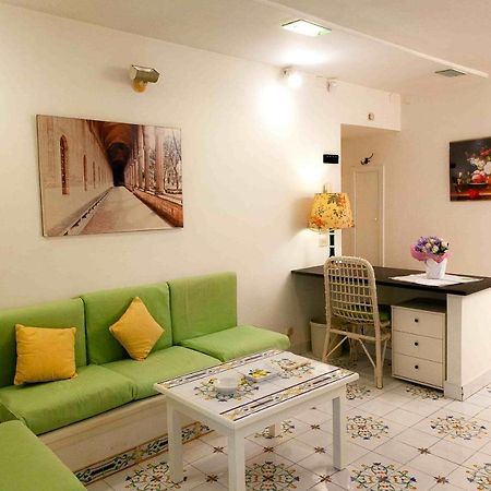 Casa Vacanze Belledonne Apartment Napoli Exterior foto